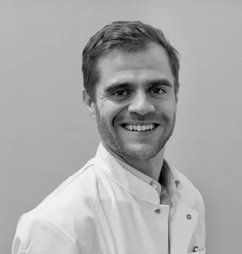 Dr Simon MAZAS